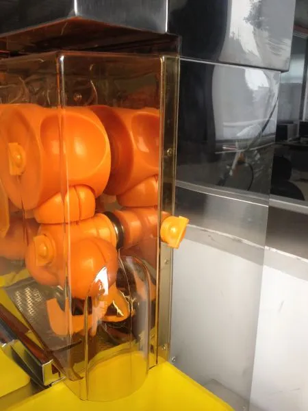 Соковыжималка для цитрусовых Foodatlas 2020AMM (настольная, корпус прозр пласт, конт пластик, GB)